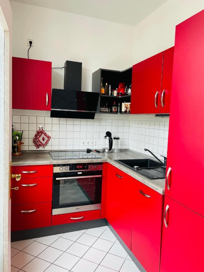 Lichtdurchflutete schicke Ferienwohnung in Zwickau Exterior foto