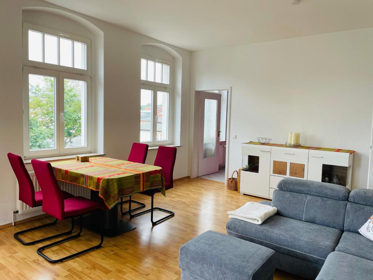 Lichtdurchflutete schicke Ferienwohnung in Zwickau Exterior foto