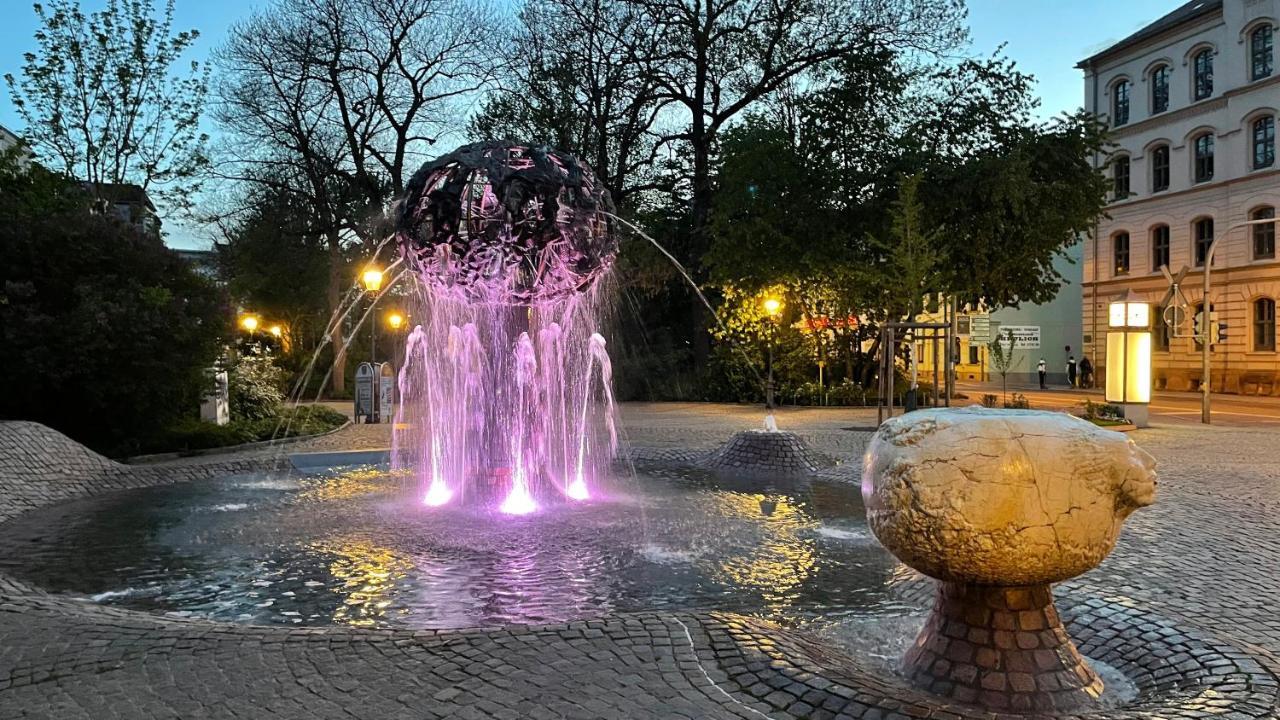 Lichtdurchflutete schicke Ferienwohnung in Zwickau Exterior foto