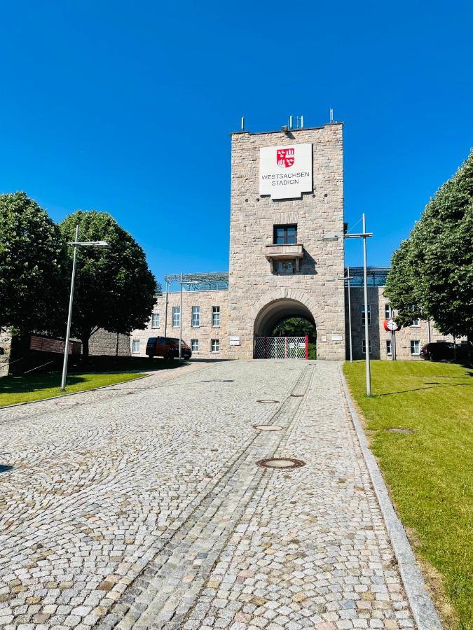 Lichtdurchflutete schicke Ferienwohnung in Zwickau Exterior foto